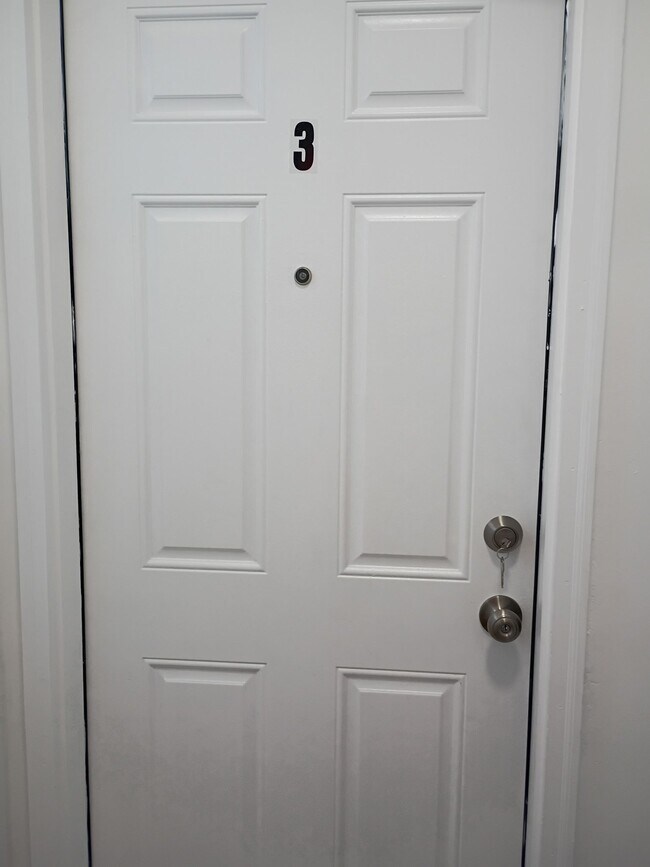Foto del edificio - 246 E Hanover St