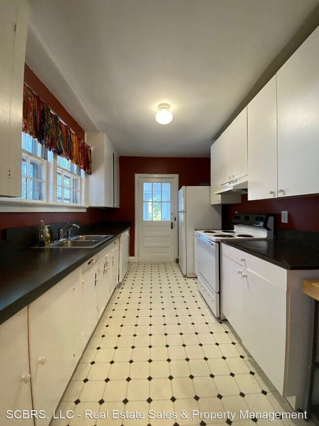 Building Photo - 3 br, 1 bath House - 2936 Prentice Ave.