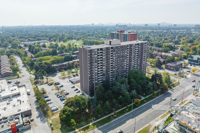 Photo du bâtiment - 3275 Sheppard Ave E