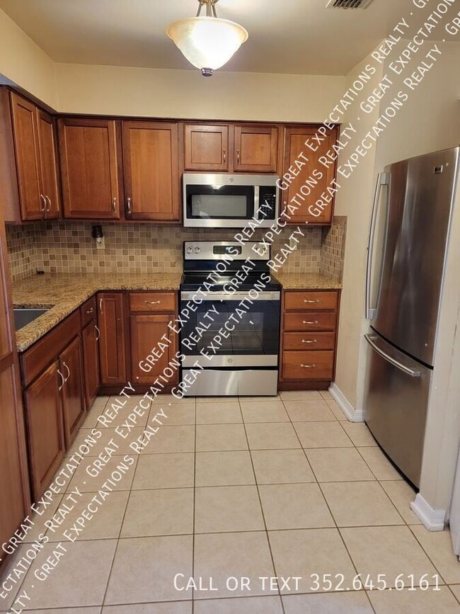 Building Photo - 62 Teak Loop