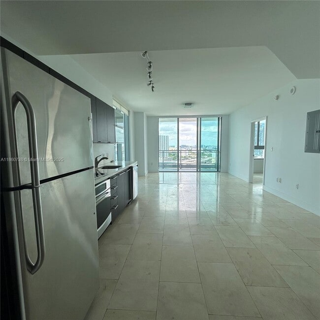 Foto del edificio - 90 SW 3rd St