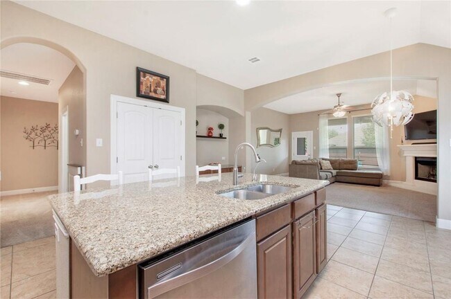 Building Photo - 113 Wallin Farms Dr