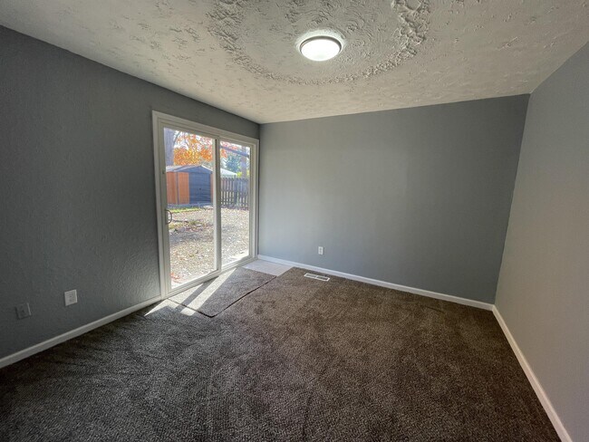 Building Photo - 4105 Arden Blvd