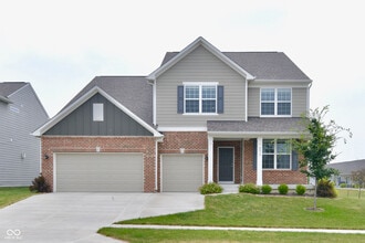 Building Photo - 6013 Meadowview Dr