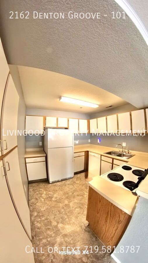 Building Photo - 2162 Denton Grove