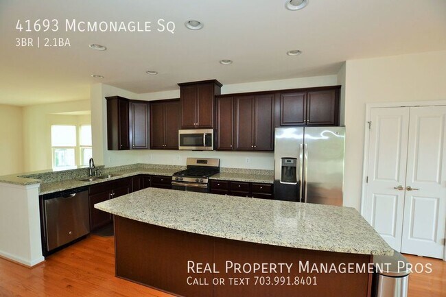 Foto del edificio - 41693 McMonagle Square