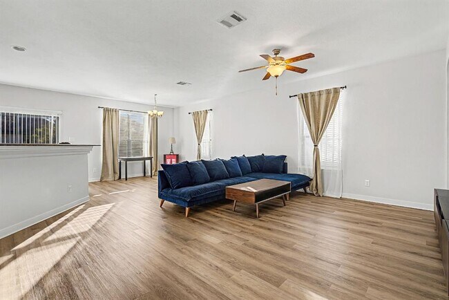 Foto del edificio - 817 Oatmeal Drive