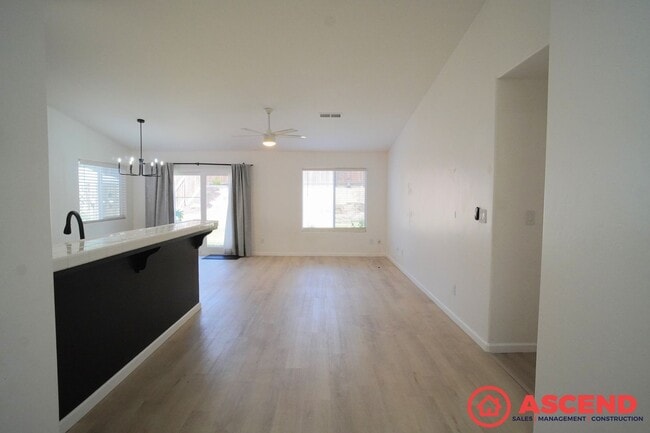 Building Photo - Beautiful Home Off Merle Haggard Dr!