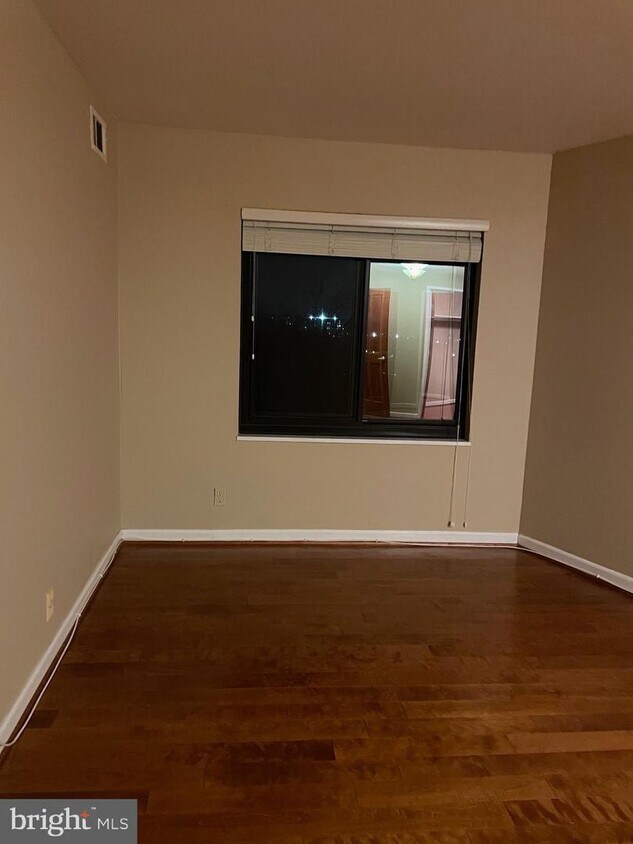 203 Yoakum Pkwy Unit 1201, Alexandria, VA 22304 Room for Rent in Alexandria, VA