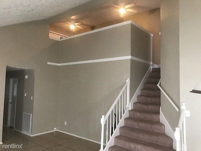 Foto del edificio - 4 br, 2 bath House - 22112 Diane Drive