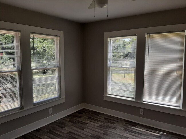 Foto del edificio - 203 CR 3050