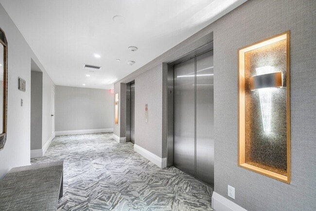 Foto del edificio - 4748 S Ocean Blvd