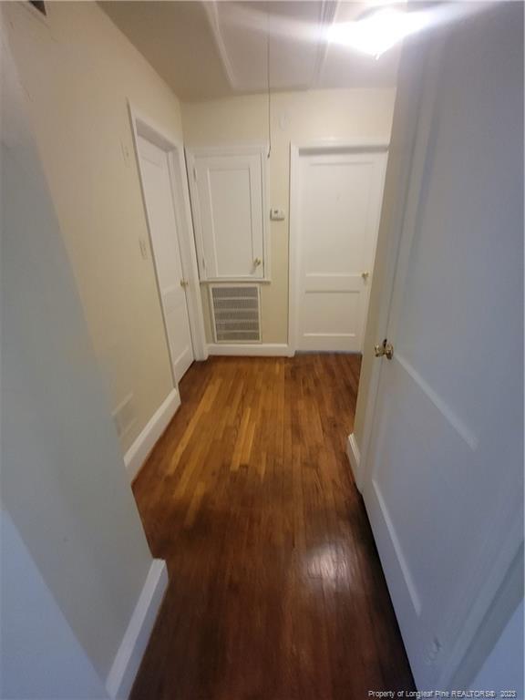 Foto del edificio - 802 Lewis St