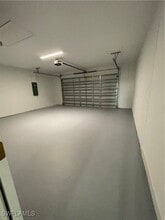 Building Photo - 1316 NE 1st Pl