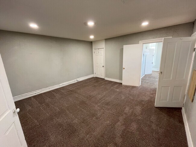 Foto del edificio - Apartment in Historic Salt Lake City Home!