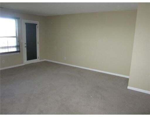Foto del edificio - 123 Fieldcrest St