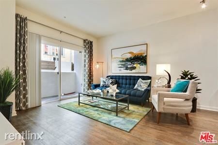 Foto del edificio - 1558 Gordon St