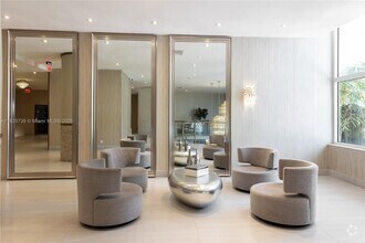 Building Photo - 5401 Collins Ave