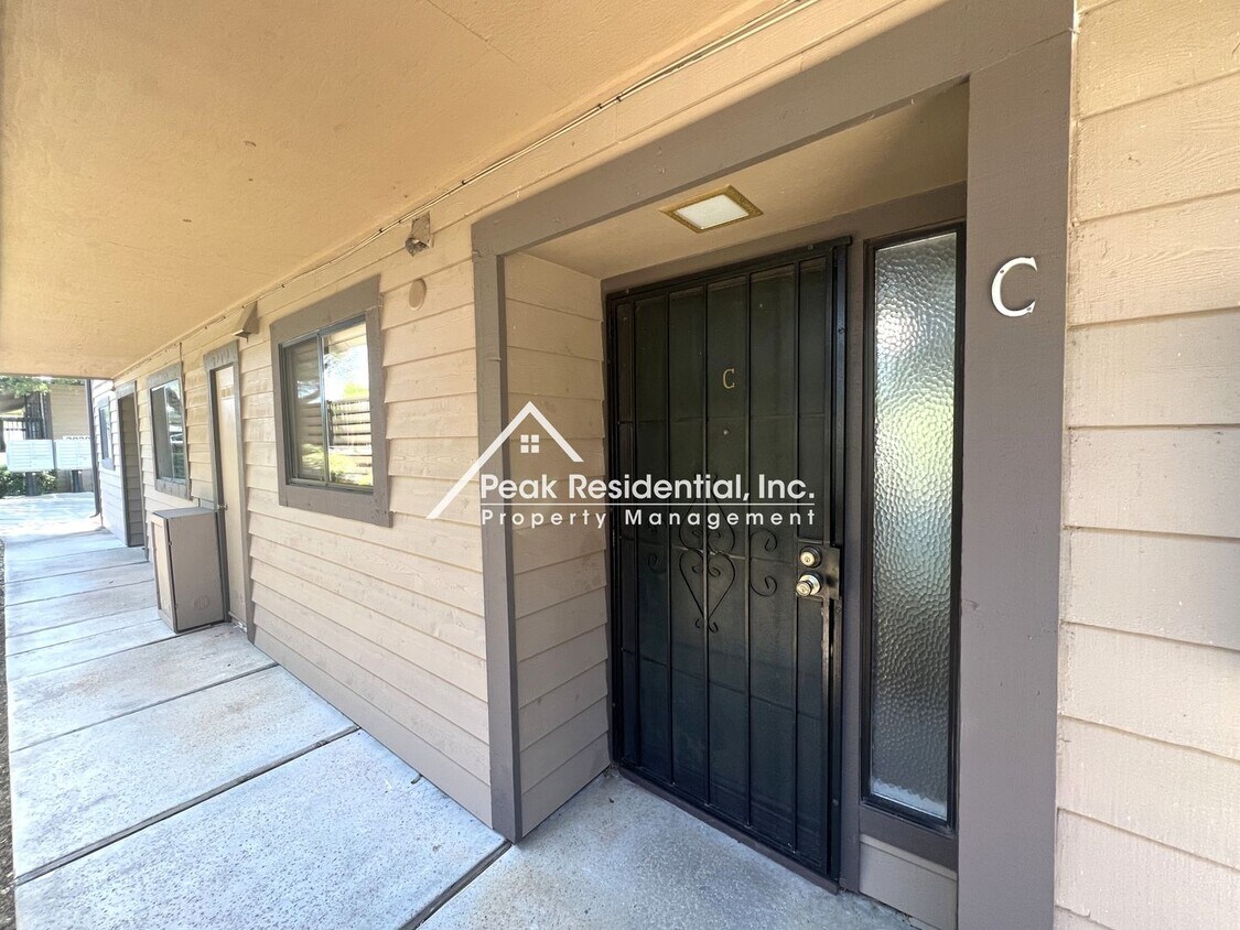 Foto principal - Wonderful 2bd/2ba Cameron Park Condo!