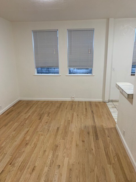 Foto del edificio - 574 3rd St