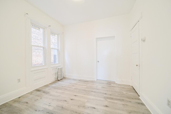 Building Photo - 5302 Hudson Ave