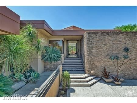 Foto del edificio - 100 Chalaka Pl