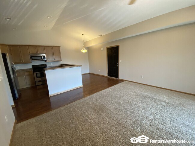 Foto del edificio - 2000 Meadow Ct