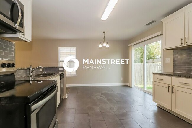 Foto del edificio - 3 Bedroom Pet-Friendly Home in CONCORD, NC...