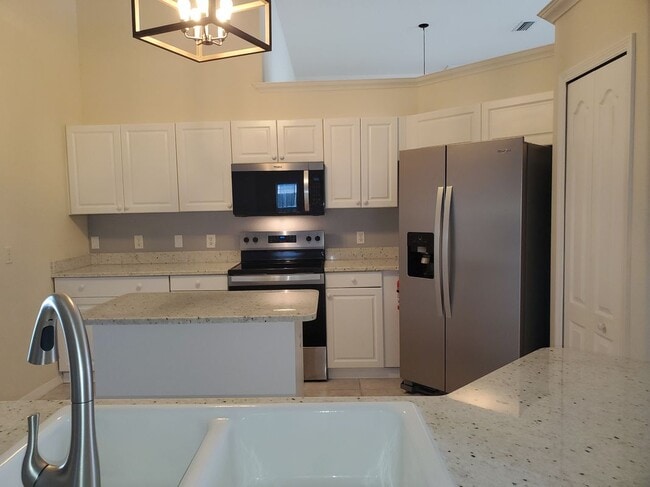 Foto del edificio - 1804 Abbeyridge Dr