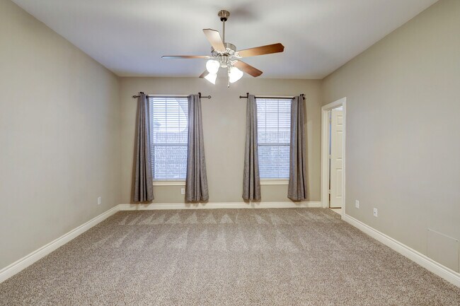 Bedroom 1 - 3542 Cline St