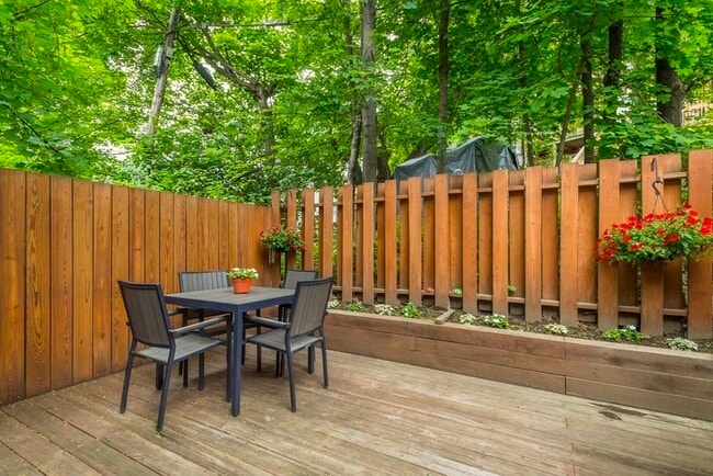 Building Photo - 12 Dixfield St