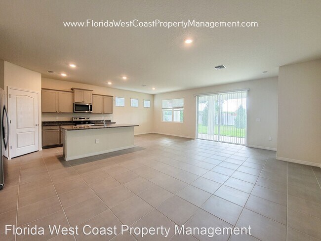 Building Photo - 4 br, 2 bath House - 5715 Oak Bridge Ct