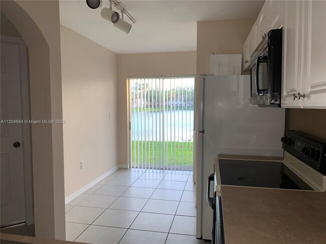 Foto del edificio - 1260 SE 29th St