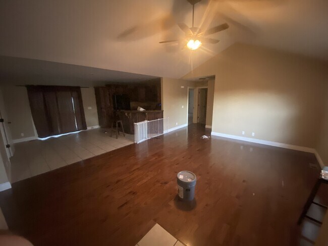 Foto del edificio - 1413 Missy Ln