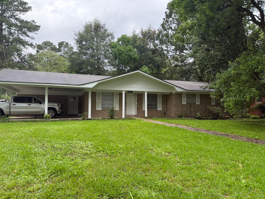 Primary Photo - 3403 36th Ave
