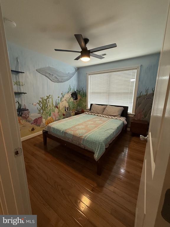 Foto del edificio - 622 Cypress Ln