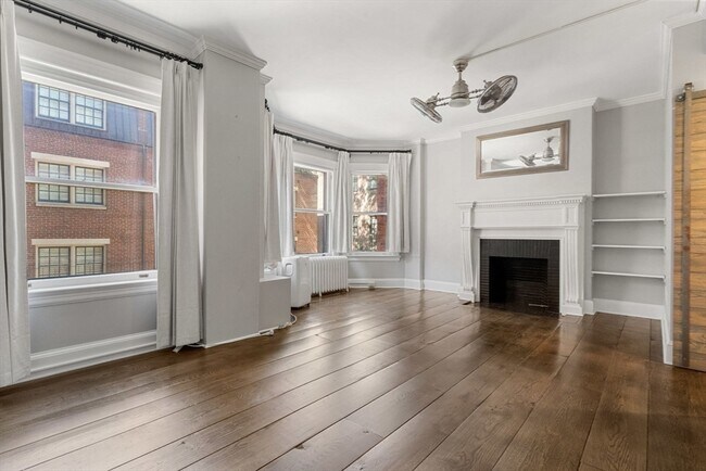 Foto del edificio - 48 Beacon St