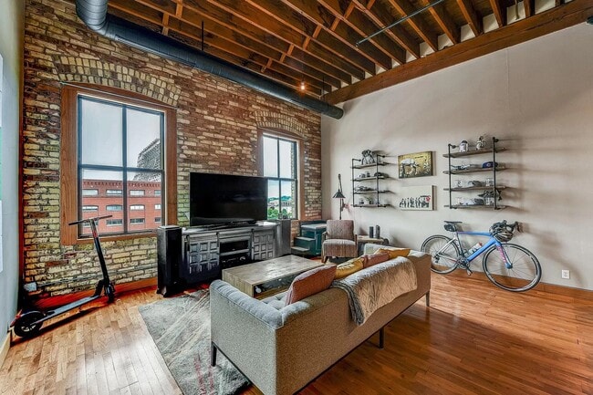 1st Level - Main Living - 289 5th St E