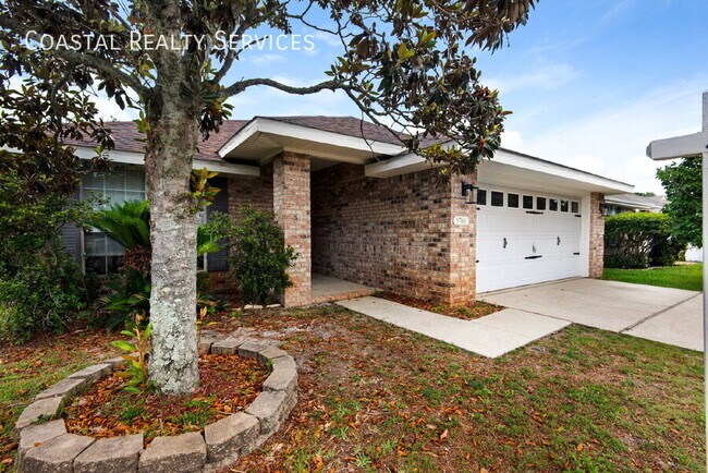 Building Photo - 9761 Leeward Way