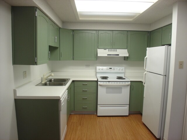 Foto del edificio - 920 Vose Dr