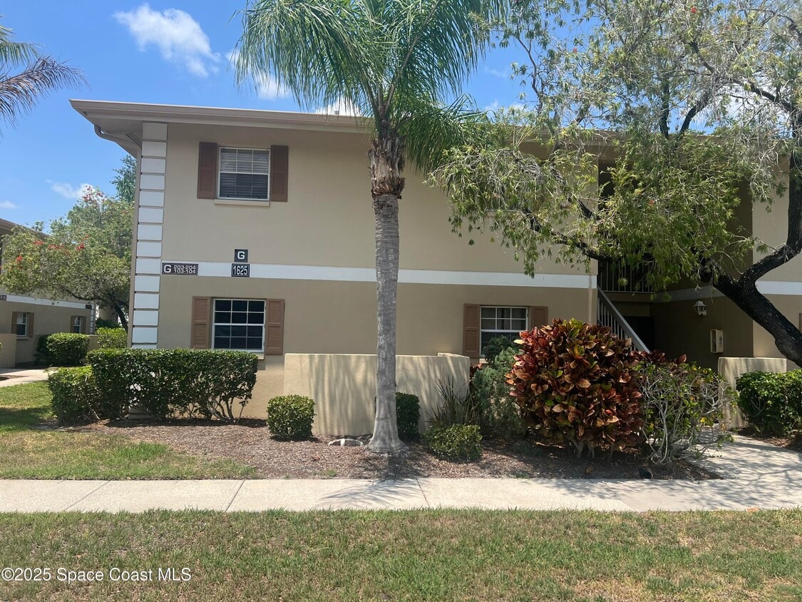 Foto principal - 1625 Sunny Brook Ln