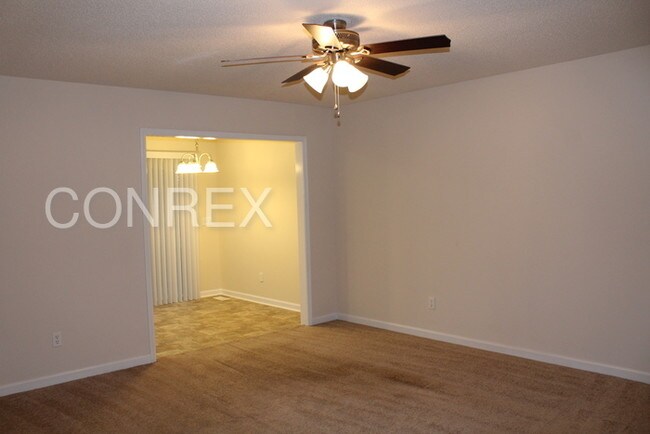 Building Photo - 14 Garrington Ct
