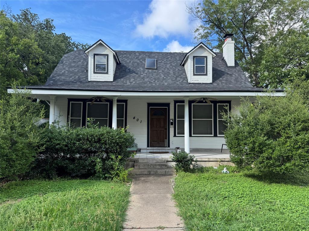 Foto principal - 401 E 35th St
