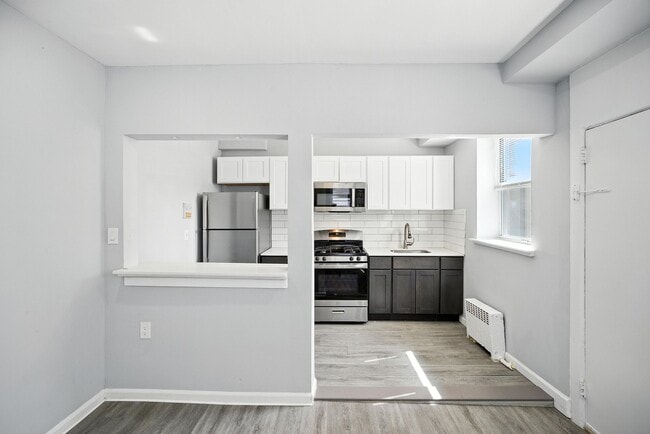 Building Photo - Claremont Holdings