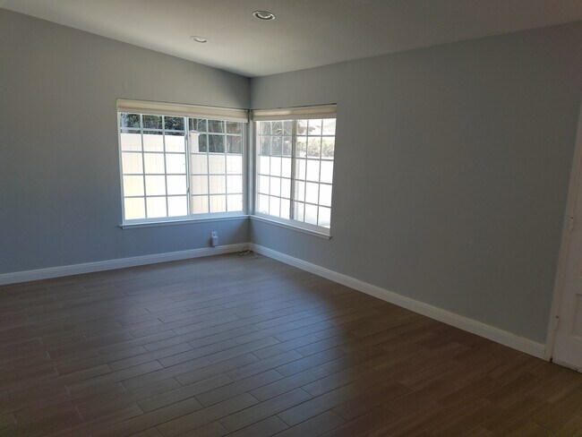 Foto del edificio - Great home in Mira Mesa
