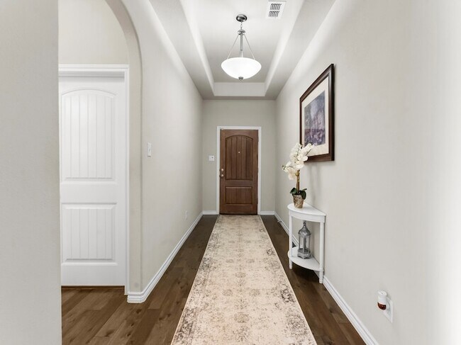 Building Photo - 307 Acadia Ln