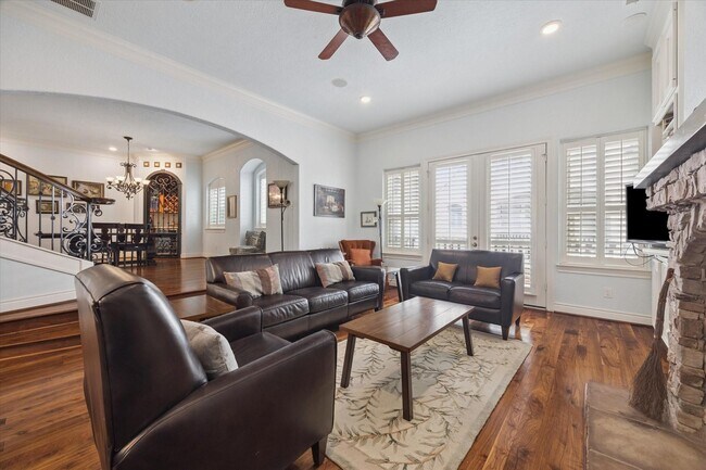 Foto del edificio - 2128 Harold St