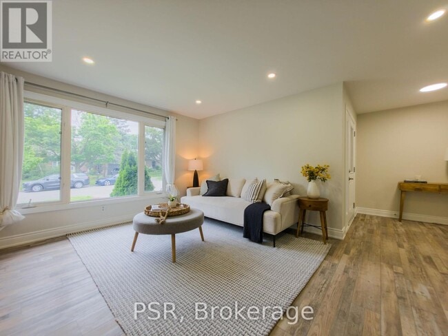 Building Photo - 88 Upper Canada Dr