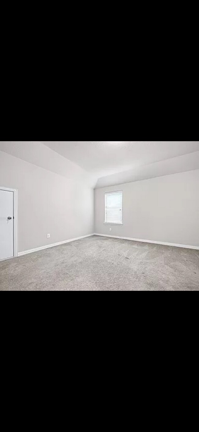 Foto del edificio - 4104 Portola Dr