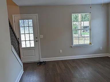 Foto del edificio - 1660 Meadowlark Ln